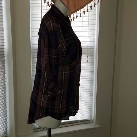 NWT! DESIGN LAB PLAID HIGH-LOW BUTTON DOWN SHIRT - Picture 4 of 6